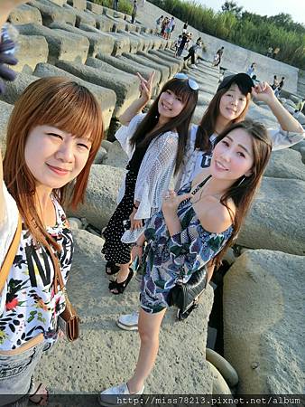 新竹輕旅行推薦必去八景點~IG人氣打卡 新竹一日遊二日遊行程規劃 豆腐岩飛龍肉圓新竹市眷村博物館不來會後悔!!! 新竹輕旅行推薦必去八景點~IG人氣打卡 新竹一日遊二日遊行程規劃 豆腐岩飛龍肉圓新竹市眷村博物館不來會後悔!!!