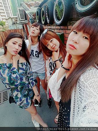 新竹輕旅行推薦必去八景點~IG人氣打卡 新竹一日遊二日遊行程規劃 豆腐岩飛龍肉圓新竹市眷村博物館不來會後悔!!! 新竹輕旅行推薦必去八景點~IG人氣打卡 新竹一日遊二日遊行程規劃 豆腐岩飛龍肉圓新竹市眷村博物館不來會後悔!!!