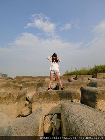 新竹輕旅行推薦必去八景點~IG人氣打卡 新竹一日遊二日遊行程規劃 入住新竹六星集Villa豆腐岩飛龍肉圓新竹市眷村博物館不來會後悔!!! 新竹輕旅行推薦必去八景點~IG人氣打卡 新竹一日遊二日遊行程規劃 入住新竹六星集Villa豆腐岩飛龍肉圓新竹市眷村博物館不來會後悔!!!