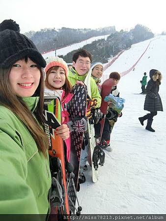 20171219第2天韓國滑雪趣_180102_0035.jpg