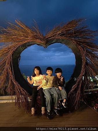 花蓮海崖谷Hayaku景觀咖啡館。豪華露營場地住宿下午茶拍照景點 花蓮海景觀餐廳 花蓮海崖谷菜單 花蓮下午茶親子好去處 花蓮海崖谷Hayaku景觀咖啡館。豪華露營場地住宿下午茶拍照景點 花蓮海景觀餐廳 花蓮海崖谷菜單 花蓮下午茶親子好去處