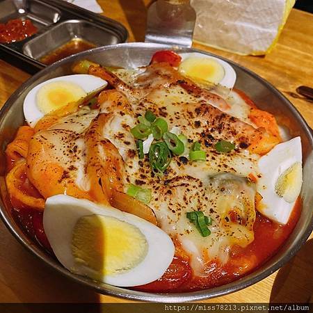 板橋燒肉推薦【Manna韓式烤肉專門店】厚切豬五花豬里肌好好吃 免動手烤肉 海鮮煎餅也好吃 海鮮豆腐鍋我也好愛!