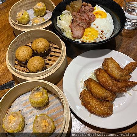 彌敦道茶餐廳板橋誠品店