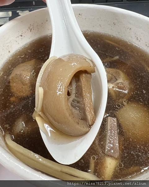 板橋大碗公羊肉湯