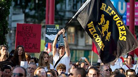 Manifestacao_em_defesa_dos_refugiados_na_Austria25944ff3_664x373