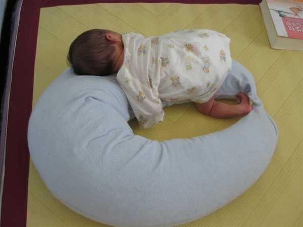 這個抱枕從媽咪懷孕後期，到進產房都一直陪在媽咪身邊
