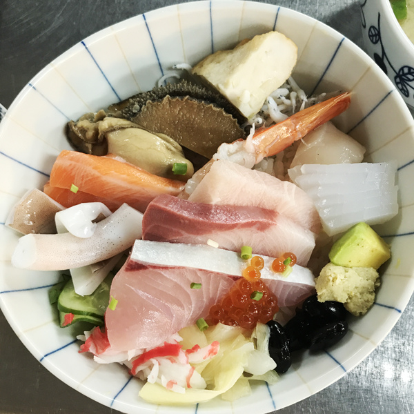 [食記] 台北大同 漁匠甘霖 永樂市場內的日料店