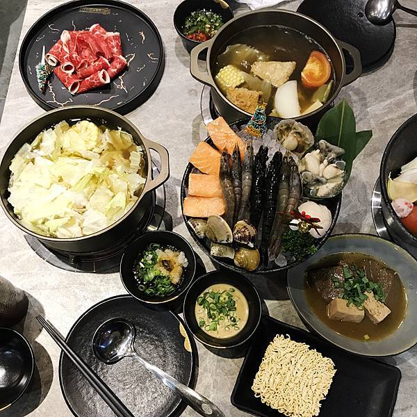 [食記] 斗六 鍋布峒和牛鍋物