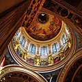 聖以薩克大教堂考究的裝飾