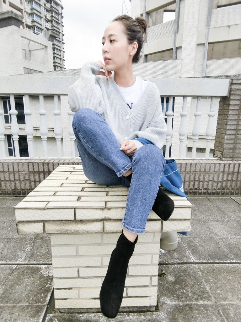 素面绒料合腿中跟袜靴