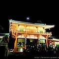 八坂神社與月亮.JPG