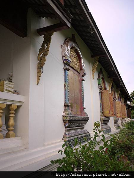 WAT CHIANG MAN清曼寺13.JPG