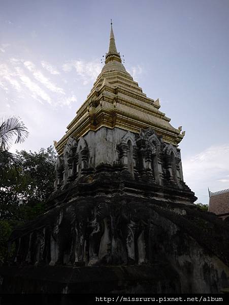 WAT CHIANG MAN清曼寺6.JPG