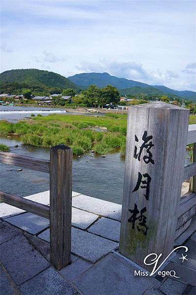 580414_2481392851088_353051296_n.jpg 580414_2481392851088_353051296_n.jpg