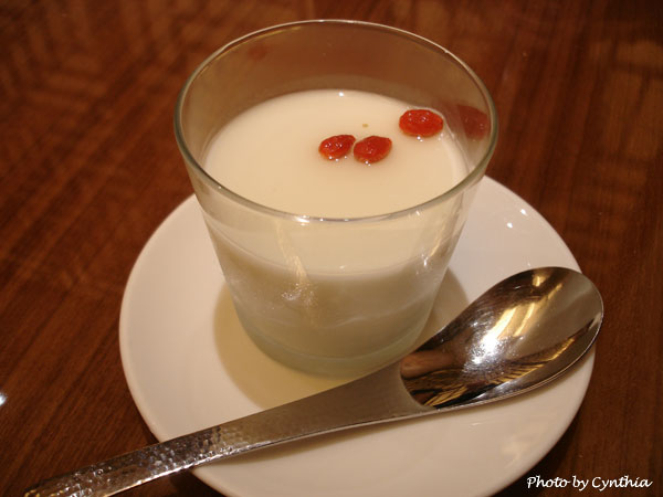 新葡苑-杏仁豆腐 新葡苑-杏仁豆腐