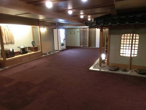 533261_357718710936110_1924631435_n