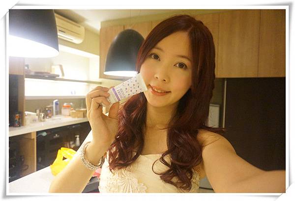 HANAKA 花戀肌 Q10密集修護嫩白護手霜~ 保養妳最細緻的千金名媛手