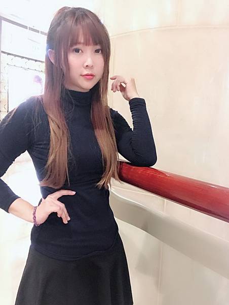 IMG_3851_副本.jpg 衣芙efshop-新年快樂!穿出品味的新戀愛系女生妝扮~