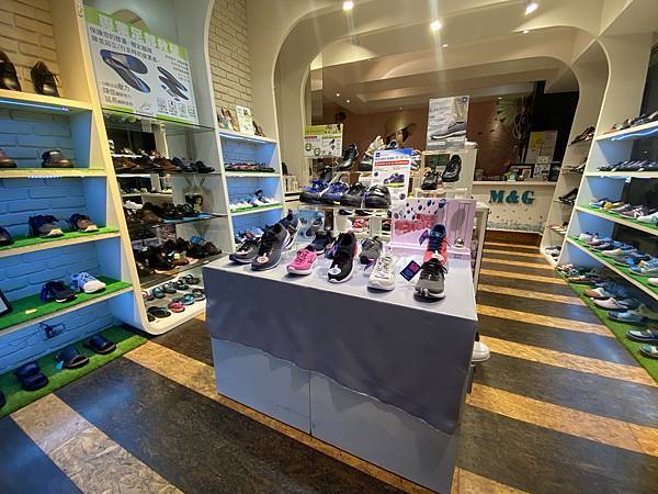 美而堅功能襪 (11).JPG