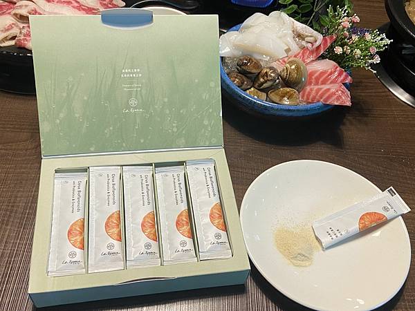 伊頌天然草本橙萃極制三重奏益生菌 (2).jpg