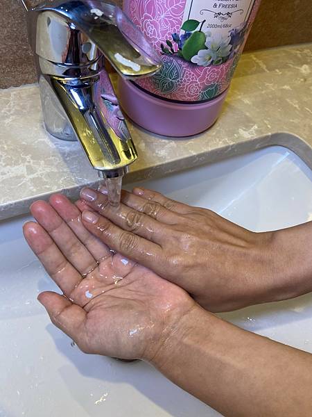 MIAU香水沐浴乳 (32).jpg