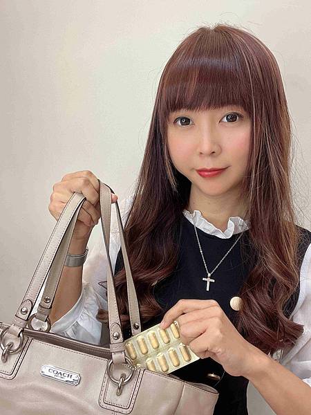 金沛兒青春蜂子00 (8).jpg