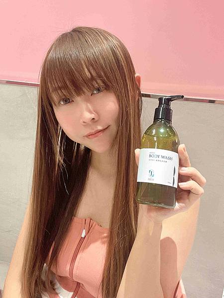 艾芙仙沐浴乳 (9).jpg