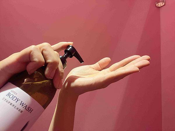 艾芙仙沐浴乳 (12).jpg