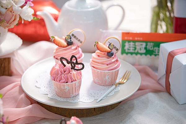桂冠窩廚房情人節杯子蛋糕 (11).jpg