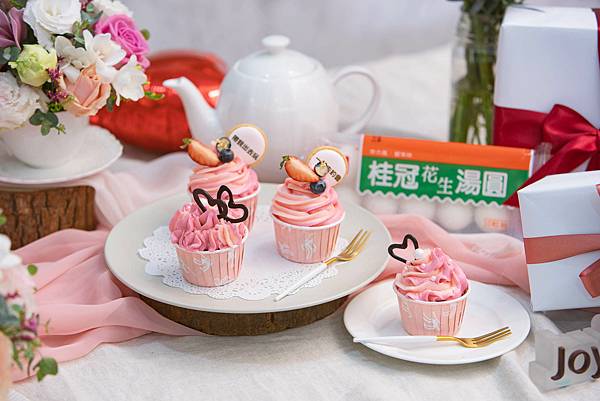 桂冠窩廚房情人節杯子蛋糕 (12).jpg