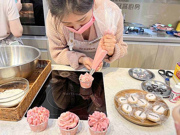 桂冠窩廚房情人節杯子蛋糕 (62).jpg