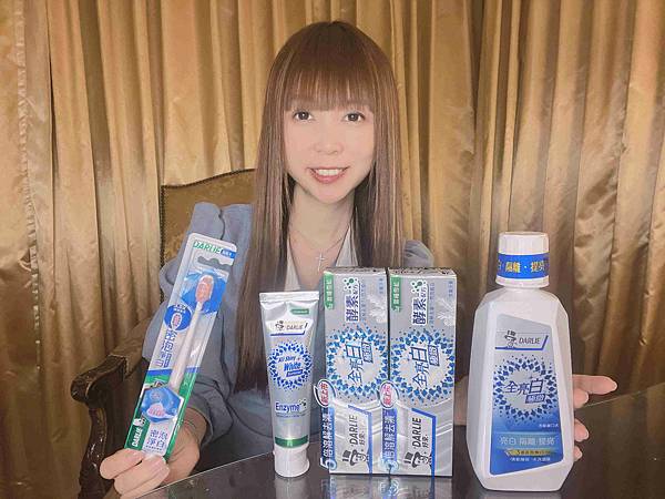 黑人全亮白極緻牙膏潄口水 (6).jpg