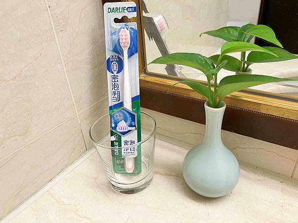 黑人全亮白極緻牙膏潄口水 (10).jpg