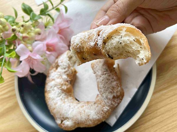 九月初生乳捲甜甜圈 (22).jpg
