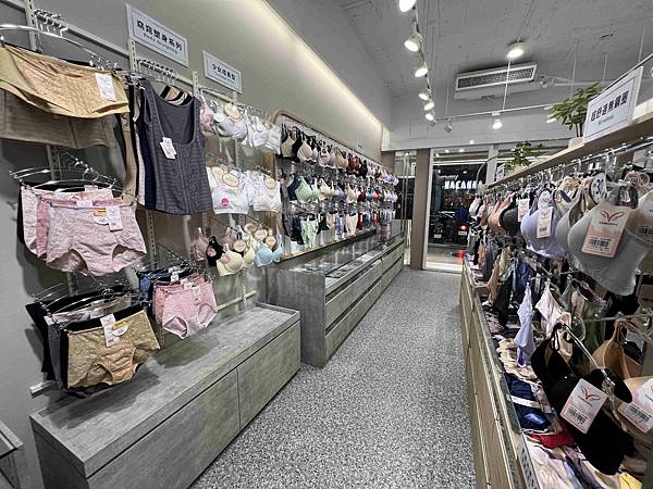 玉如阿姨嘉義門市 (4).jpg