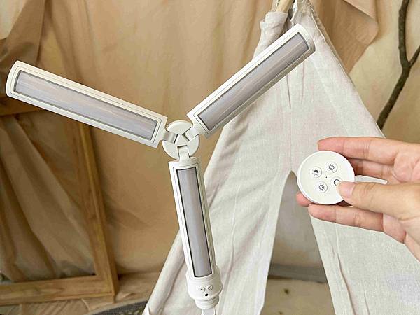 美極品補光燈 (21).jpg