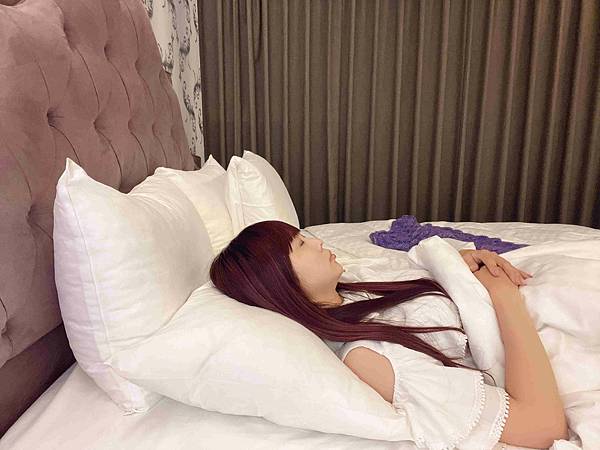 CHIHAI七海生活家天然羽毛枕 (9).jpg