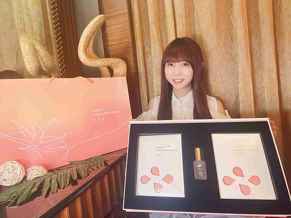 小紅牛牛蕃茄面膜 (4).jpg