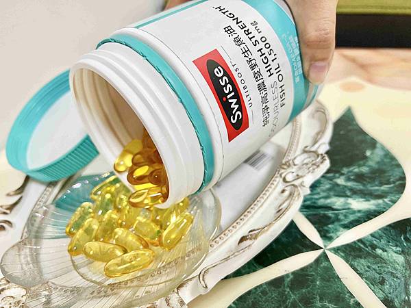 Swisse-無味高濃度野生魚油 1500 毫克 (12).jpg