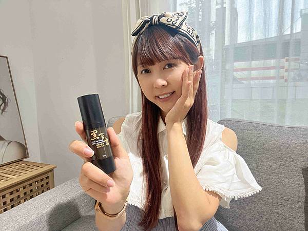 黑百靈黑種草乳霜 (18).jpg