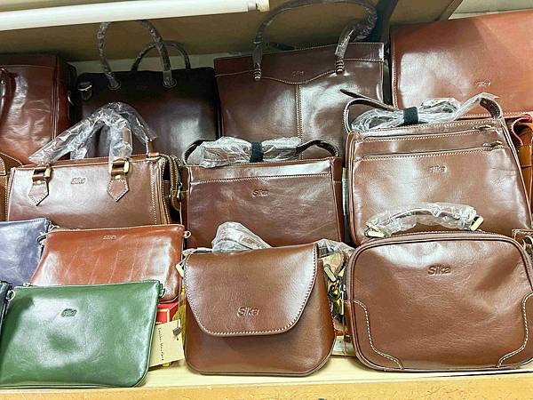 台北後火車站商圈推薦金埃及黛德美天美皮件 六分埔東東玩具(339).jpg