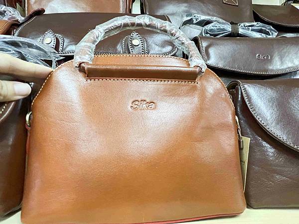 台北後火車站商圈推薦金埃及黛德美天美皮件 六分埔東東玩具(342).jpg