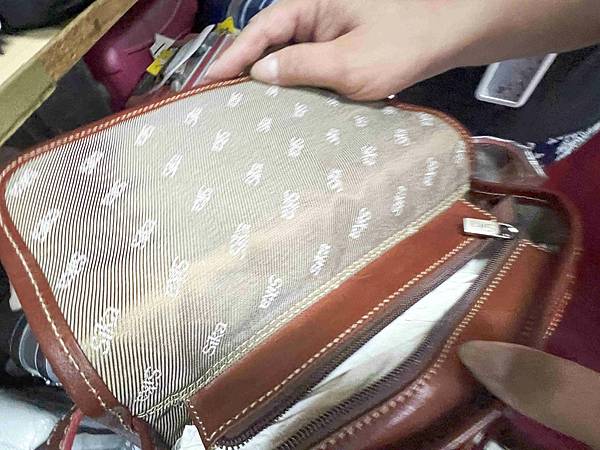 台北後火車站商圈推薦金埃及黛德美天美皮件 六分埔東東玩具(345).jpg