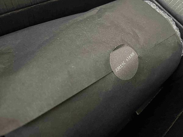 kalliestarr眼線液水眉筆旋轉口紅雙頭眼影筆 (3).jpg