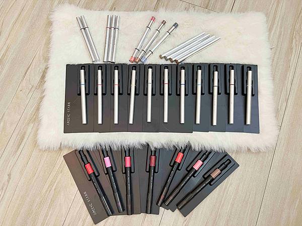 kalliestarr眼線液水眉筆旋轉口紅雙頭眼影筆 (44).jpg