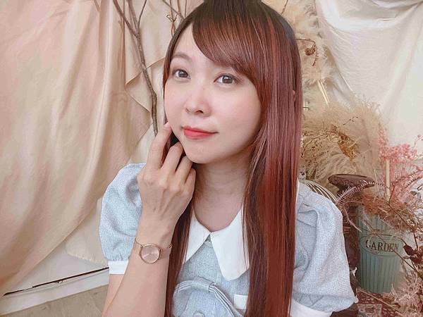 kalliestarr眼線液水眉筆旋轉口紅雙頭眼影筆 (62).jpg