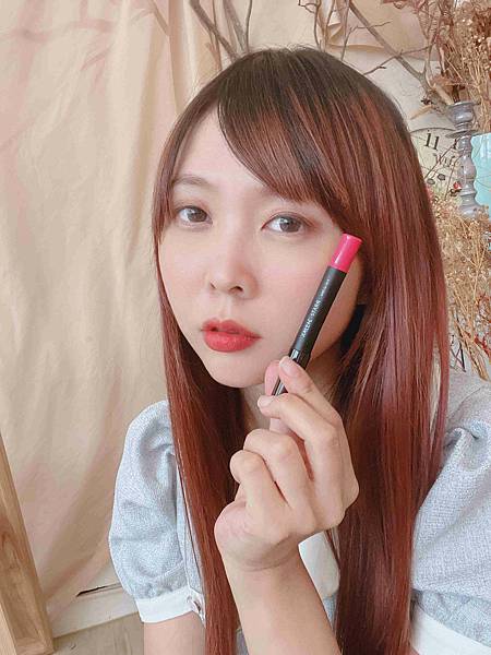 kalliestarr眼線液水眉筆旋轉口紅雙頭眼影筆 (72).jpg