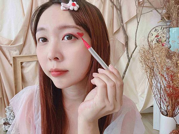 kalliestarr眼線液水眉筆旋轉口紅雙頭眼影筆 (95).jpg