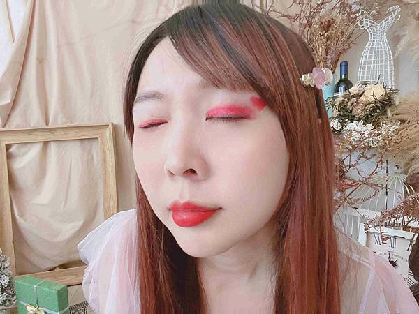 kalliestarr眼線液水眉筆旋轉口紅雙頭眼影筆 (103).jpg