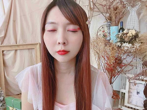 kalliestarr眼線液水眉筆旋轉口紅雙頭眼影筆 (102).jpg